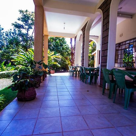 Bed and Breakfast Riverfront Gardens Mjini Екстер'єр фото