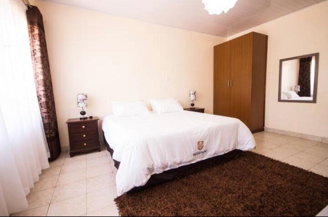 Bed and Breakfast Riverfront Gardens Mjini Екстер'єр фото