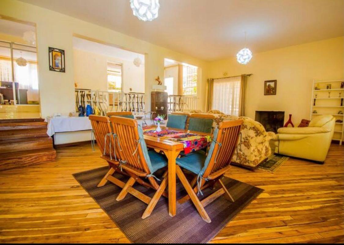Bed and Breakfast Riverfront Gardens Mjini Екстер'єр фото