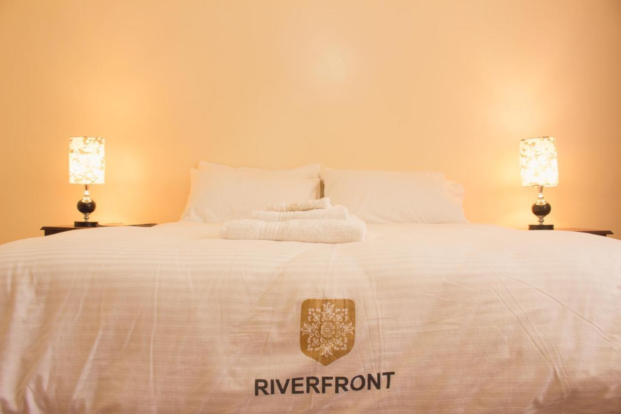 Bed and Breakfast Riverfront Gardens Mjini Екстер'єр фото