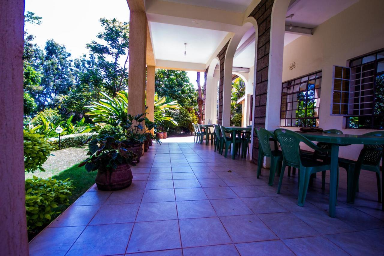 Bed and Breakfast Riverfront Gardens Mjini Екстер'єр фото